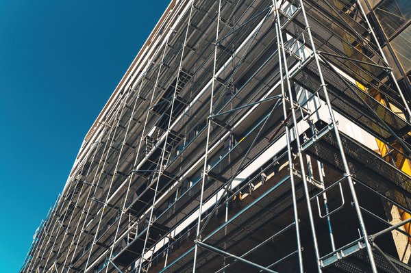 Les essentiels de l'échafaudage fixe pour vos projets